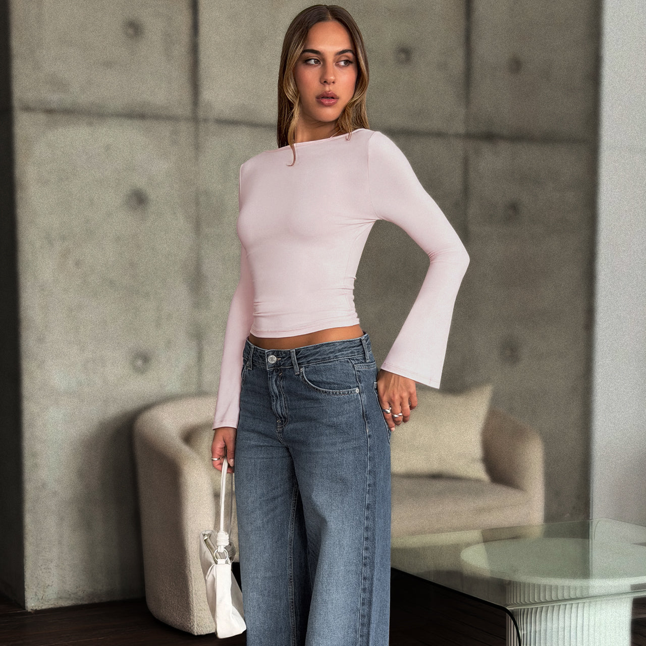 TRENDY QUEEN Women's 3-Piece Long Bell Sleeve Shirts Off-The-Shoulder Neckline Basic Crop Slim Fit Y2K Tops for Fall Fashion & Casual Outings